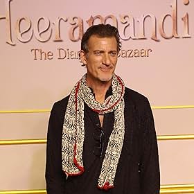 Mark Bennington