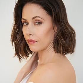 Amanda Crew Amanda Crew