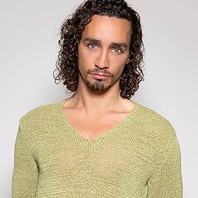 Robert Sheehan Robert Sheehan