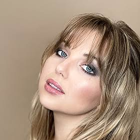 Samantha Hanratty Samantha Hanratty