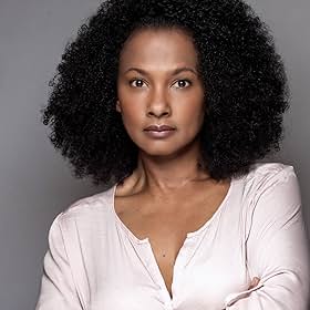 Indhira Serrano Indhira Serrano