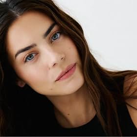 Lorenza Izzo Lorenza Izzo