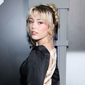 Grace Van Dien Grace Van Dien