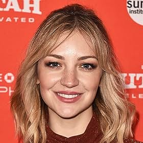 Abby Elliott Abby Elliott