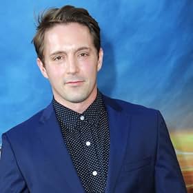 Beck Bennett