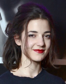 Esther Garrel